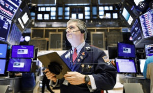El Dow Jones toca mínimos en la recesión